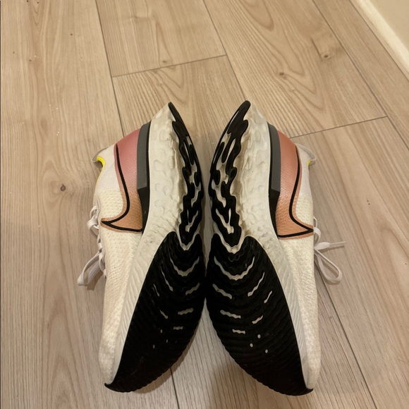 Nike React Infinity Run - Picture 7 of 9